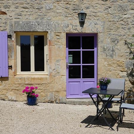 Gite Rural La Maison Mauve Ventouse Buitenkant foto
