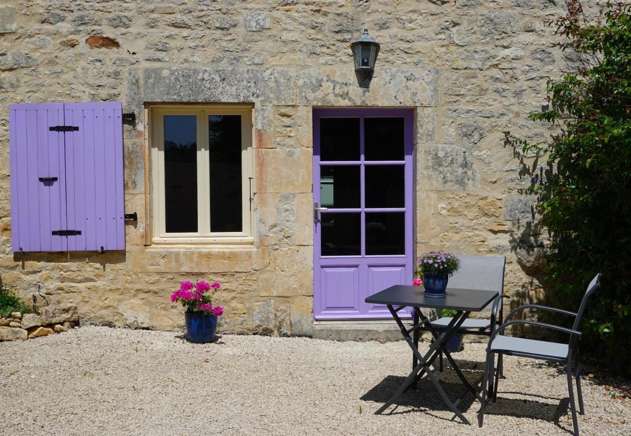 Gite Rural La Maison Mauve Ventouse Buitenkant foto