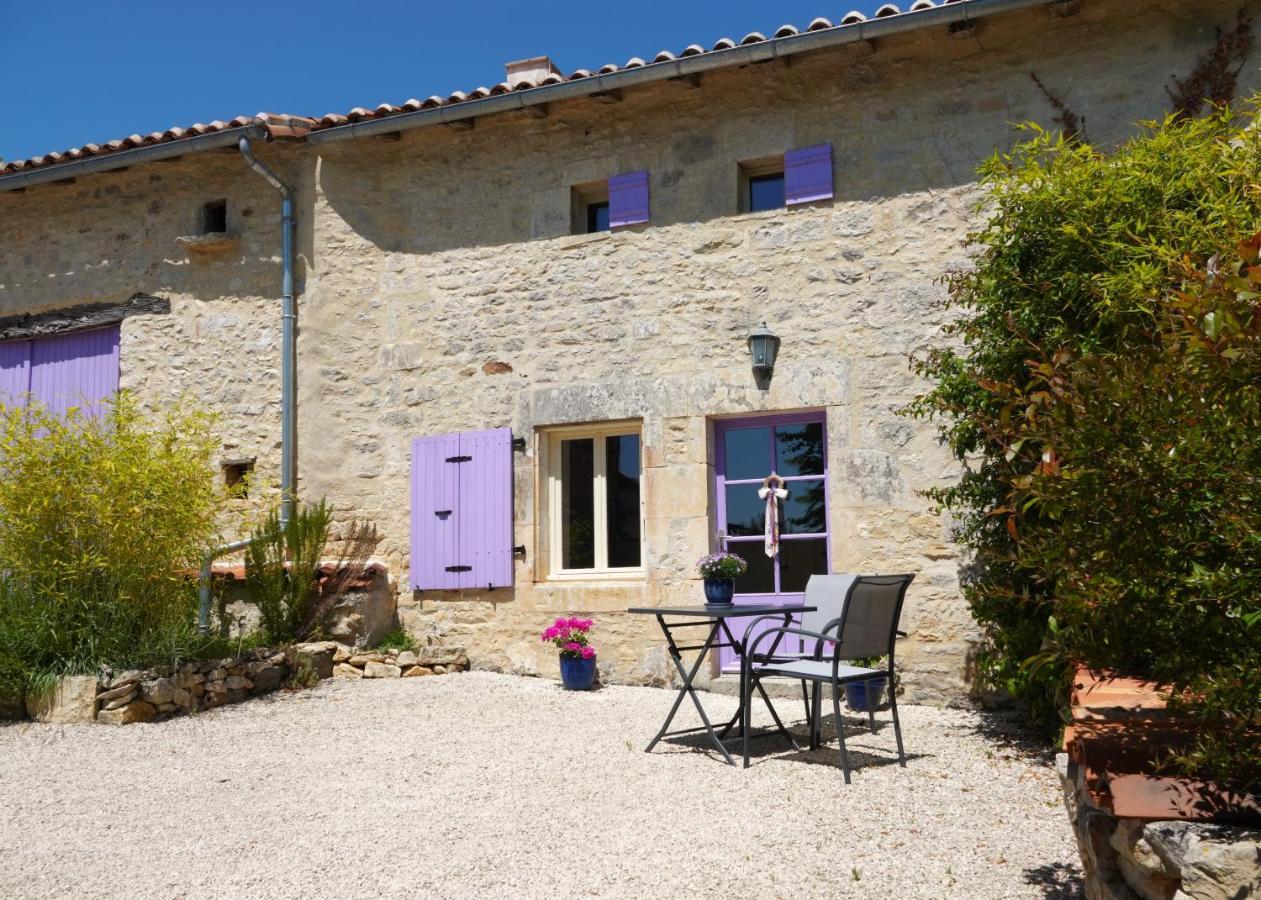 Gite Rural La Maison Mauve Ventouse Buitenkant foto
